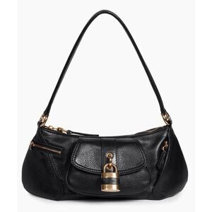 Chloé
The 99 shoulder bag